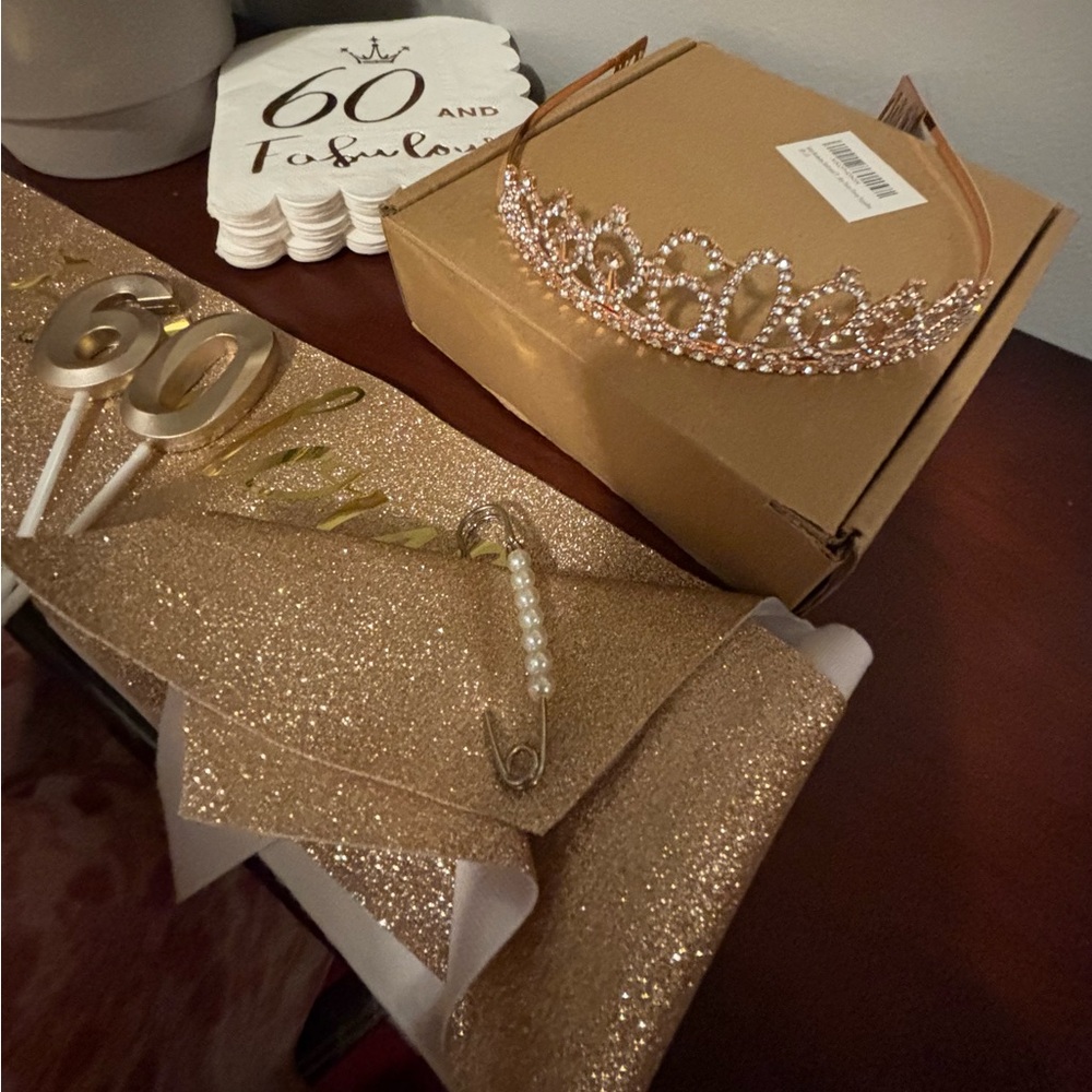 NIBox Crown RoseGold 60 & Fabulous Birthday Party Set Fabulous 60th Birthday fun